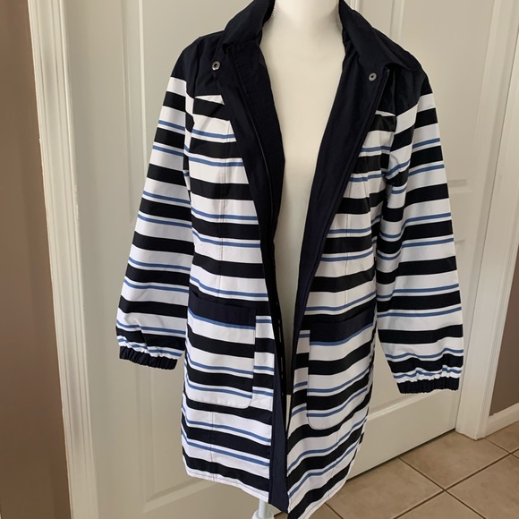 CHICO’S blue striped rain jacket - Picture 4 of 9